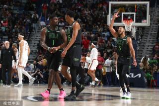 了团队的士 了团队的士