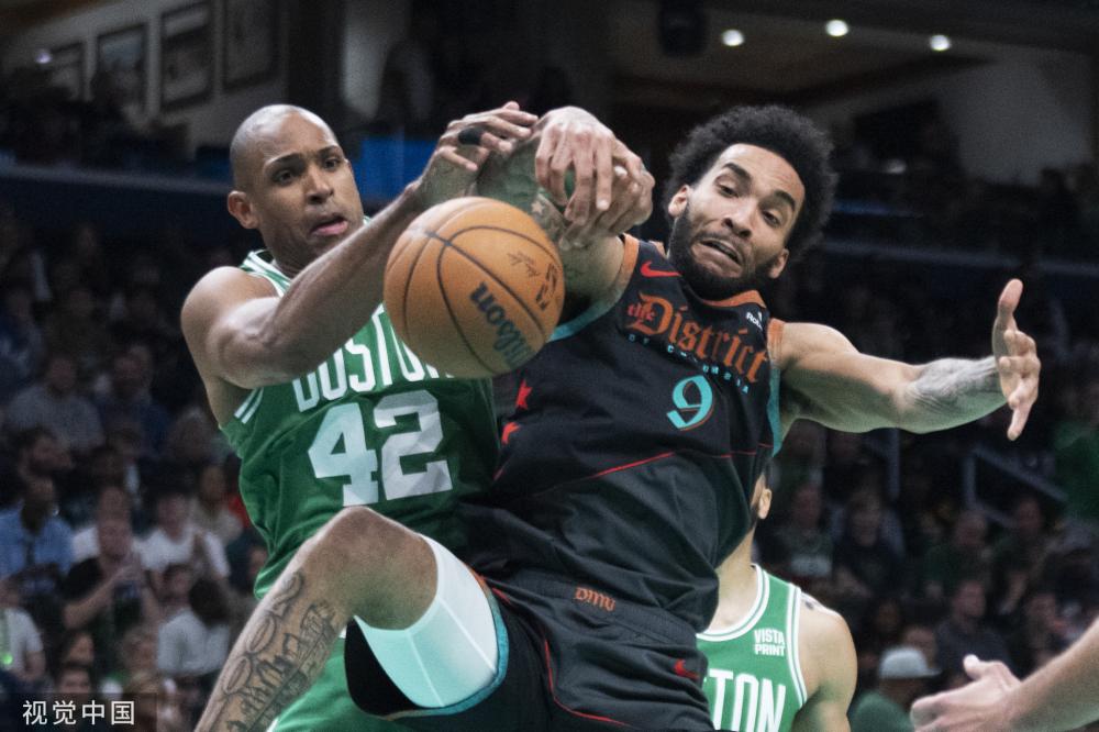 持在一个惊 持在一个惊